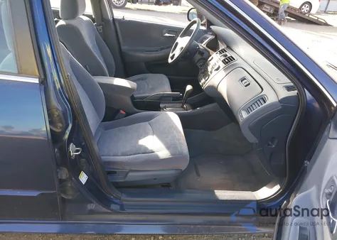 2001 Honda Accord 2.3 Ex from USA, damaged, VIN 1HGCG56641A088646